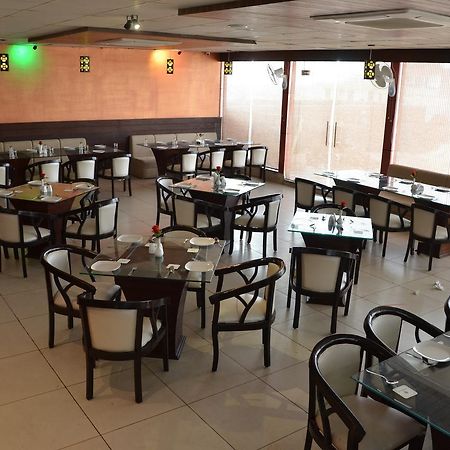 Hotel Fortune Blue Sikar Luaran gambar