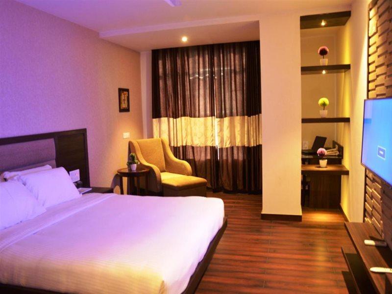 Hotel Fortune Blue Sikar Luaran gambar