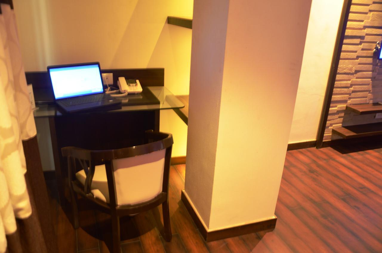 Hotel Fortune Blue Sikar Luaran gambar