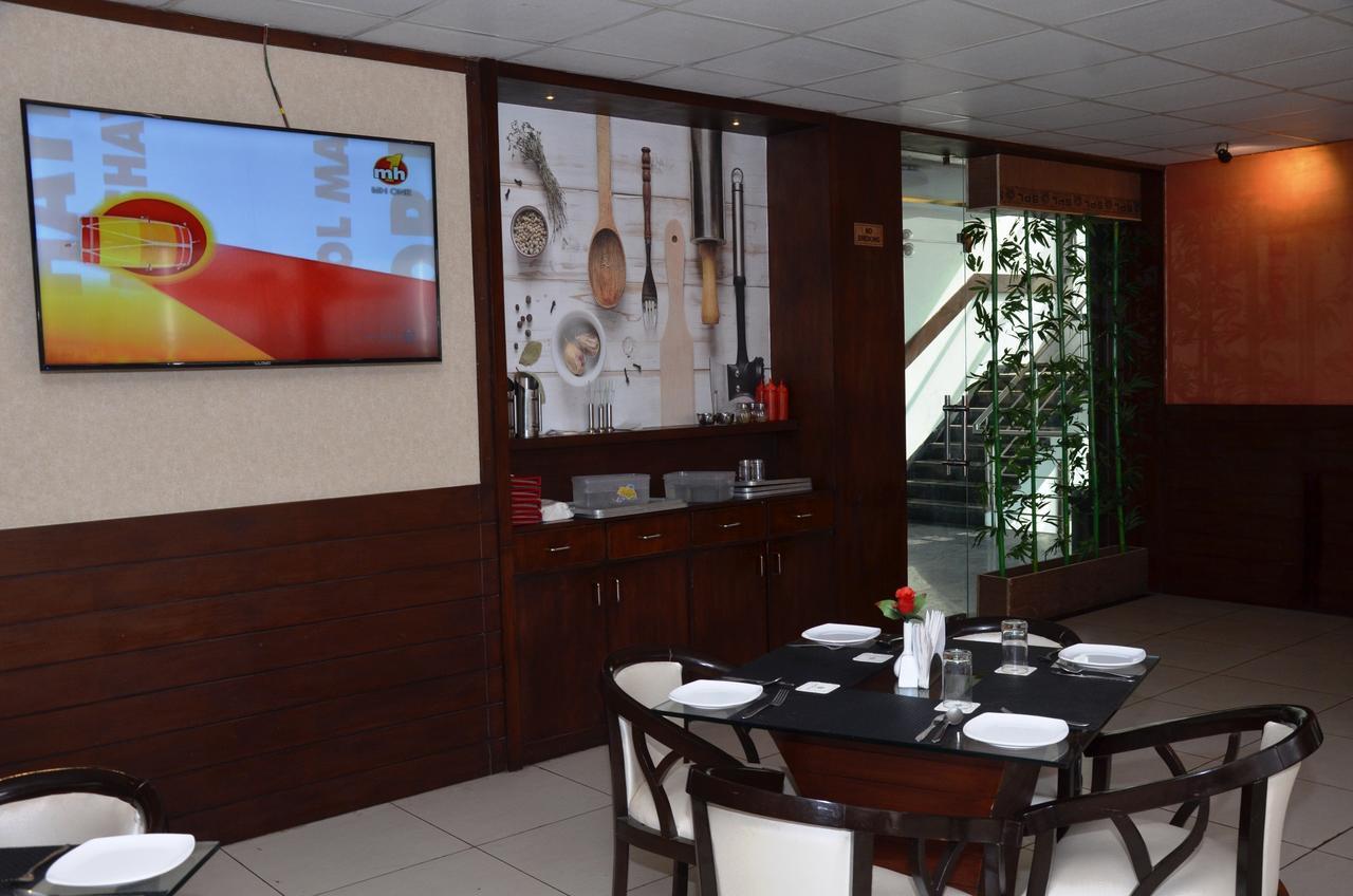 Hotel Fortune Blue Sikar Luaran gambar