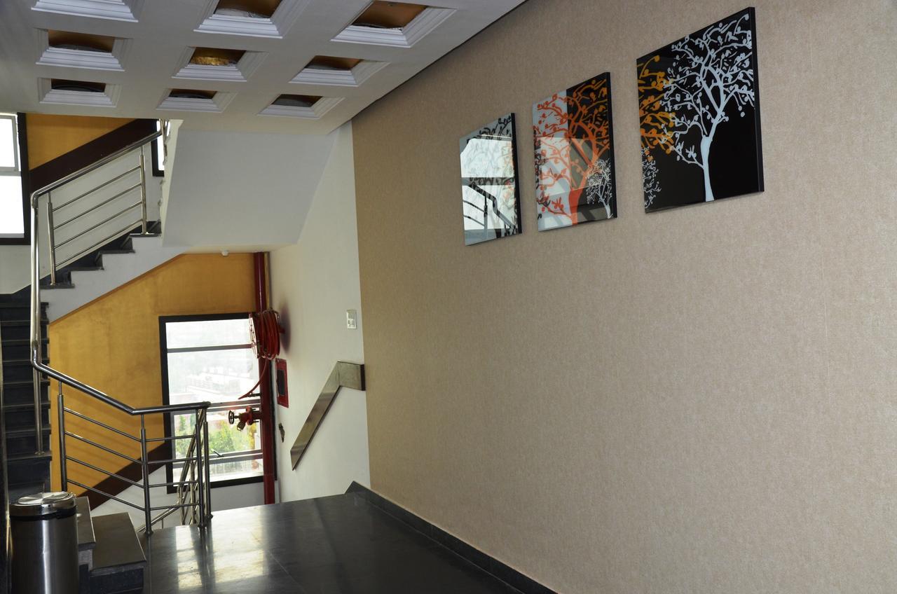 Hotel Fortune Blue Sikar Luaran gambar